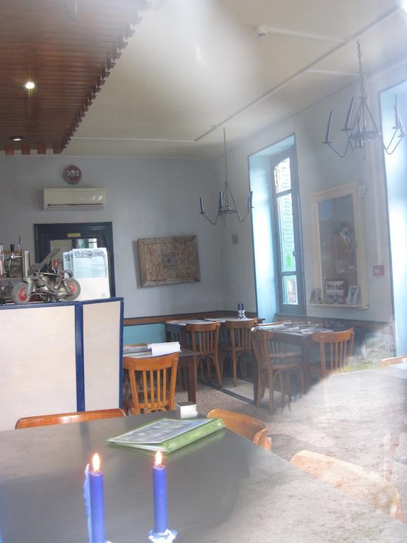 Auberge Magnette Audes Eksteriør billede